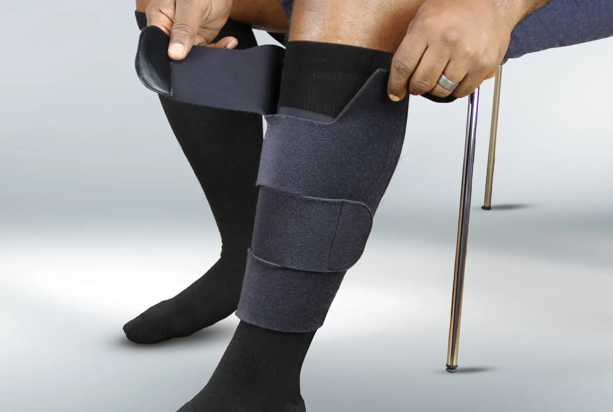 Thuasne Ease Adjust Compression Below Knee Wrap